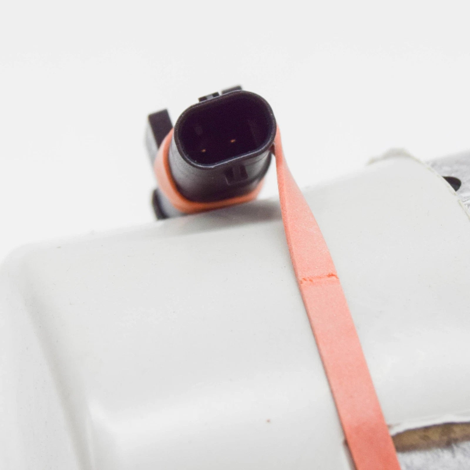 NEW MERCEDES-BENZ E W213 RIGHT SIDE ENGINE MOUNT A2132405200 ORIGINAL