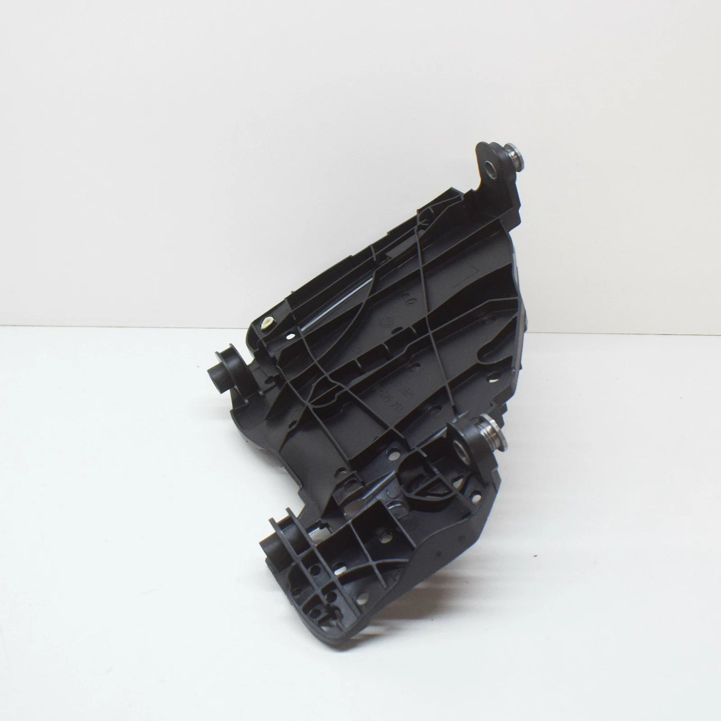 NEW VOLKSWAGEN TOUAREG 7L LEFT HEADLIGHT BRACKET 7L6941291 2009