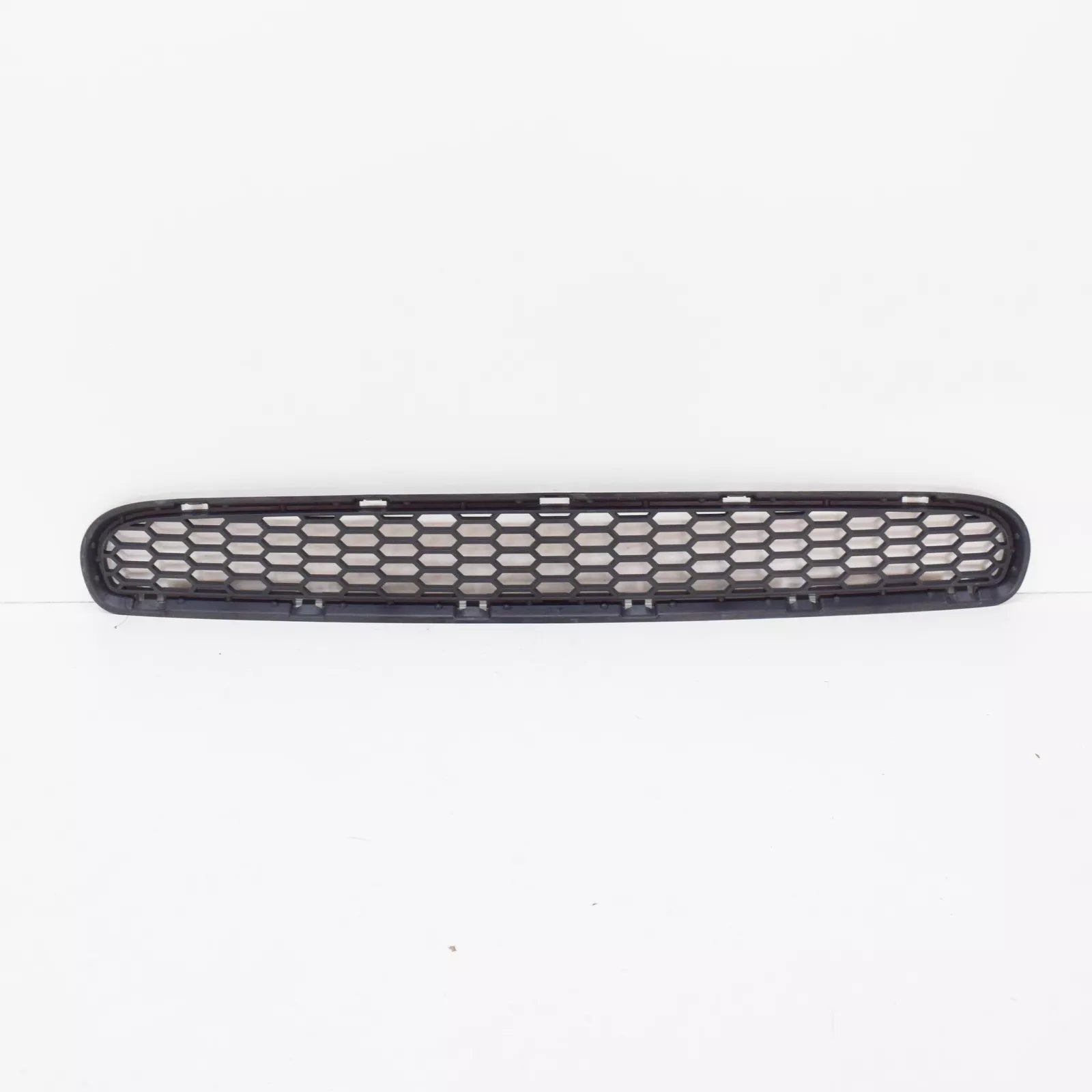 NEW BMW 3 E90 M3 REAR BUMPER CENTER M GRILLE 51128040878 ORIGINAL