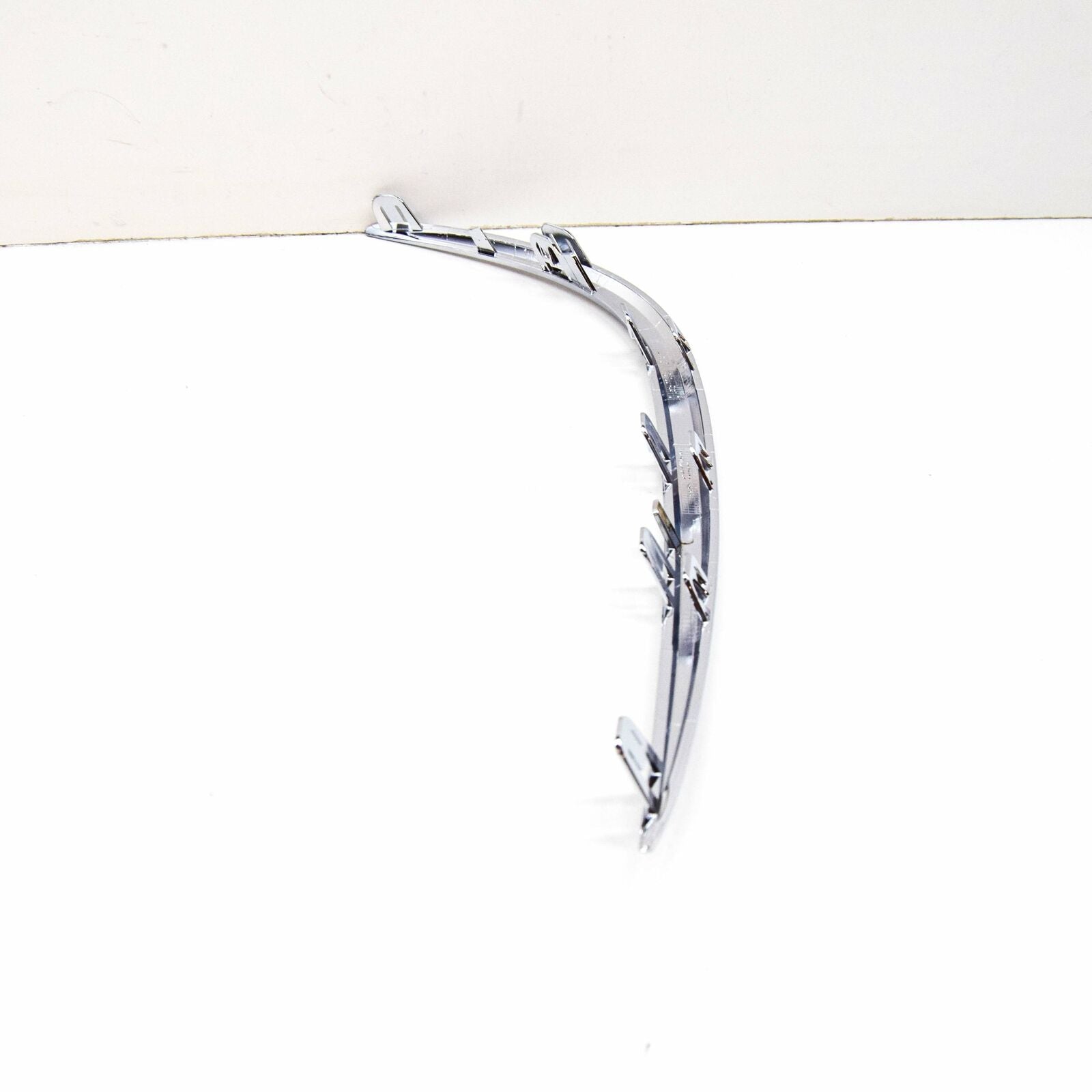 NEW MERCEDES-BENZ E W213 FRONT LEFT BUMPER GRILLE MOLDING A2138850174 ORIGINAL