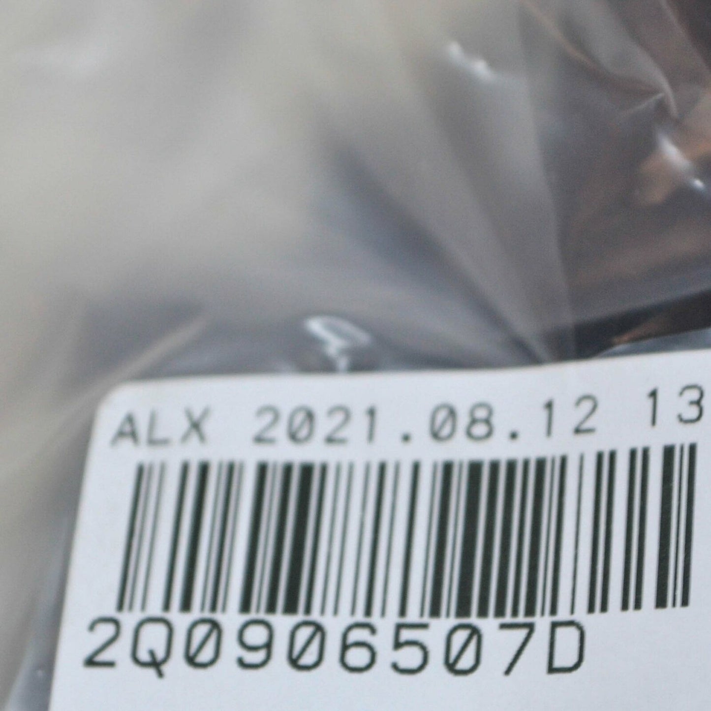 NEW VOLSWAGEN T-CROSS C11 ENGINE ECU BRACKET RETAINER 2Q0906507D ORIGINAL