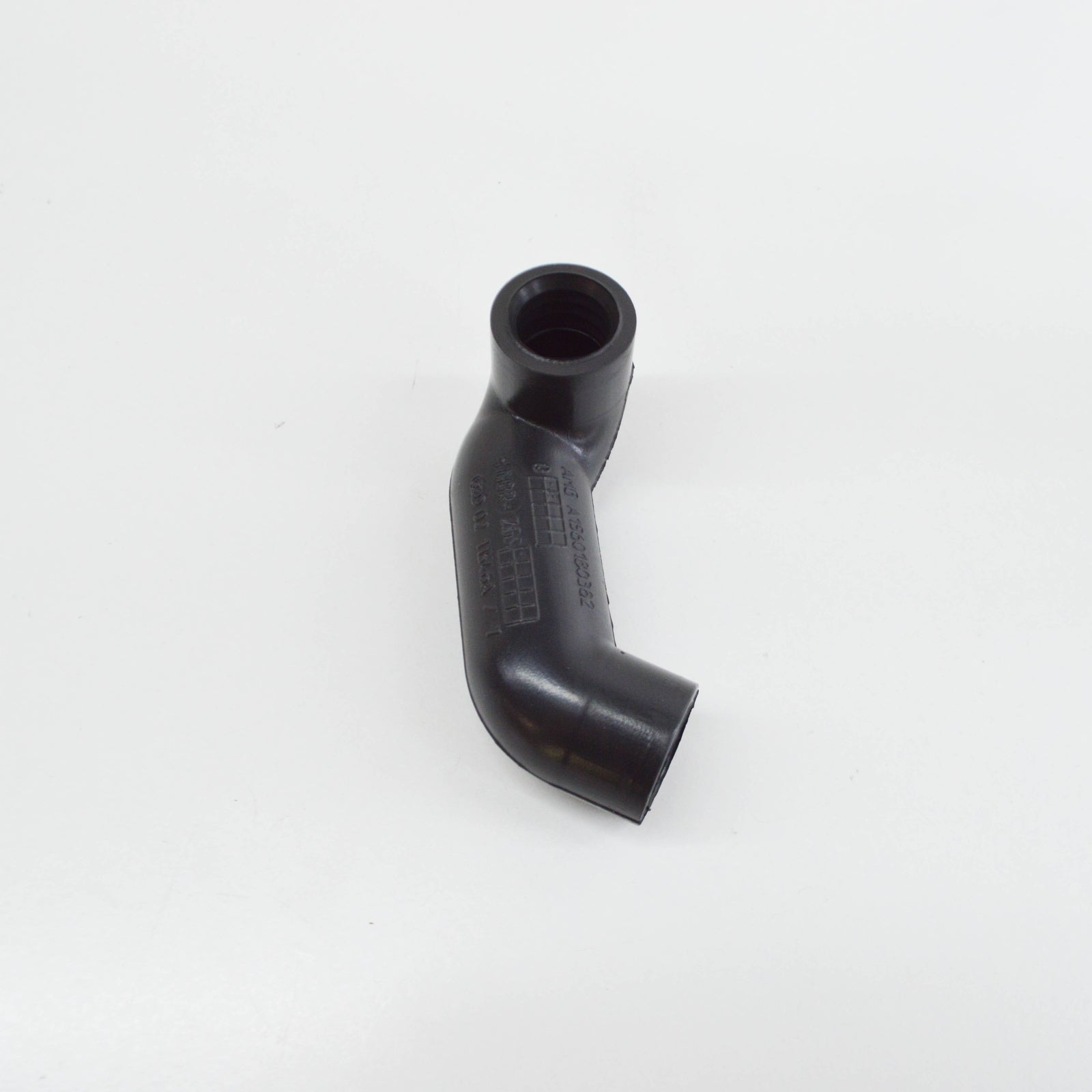 NEW MERCEDES-BENZ ML W164 TIMING CASE HOSE A1560180382 ORIGINAL