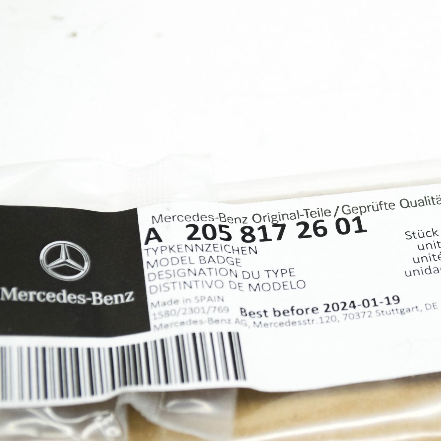 NEW MERCEDES-BENZ GLC X253 FRONT FENDER WING LEFT BADGE A2058172601 ORIGINAL