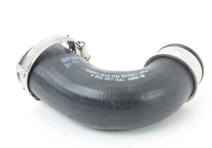 NEW AUDI Q7 4L RIGHT UPPER CHARGE AIR COOLER PRESSURE HOSE 7P0145708A ORIGINAL
