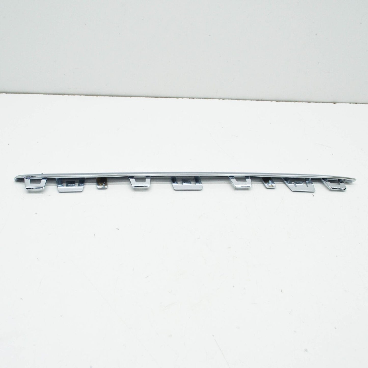 NEW MERCEDES-BENZ E W213 FRONT BUMPER RIGHT GRILLE MOLDING A2138888800 ORIGINAL