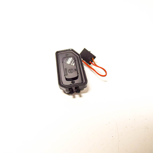 NEW MERCEDES-BENZ C-CLASS W205 FRONT RIGHT WING MIRROR LIGHT A0999064402