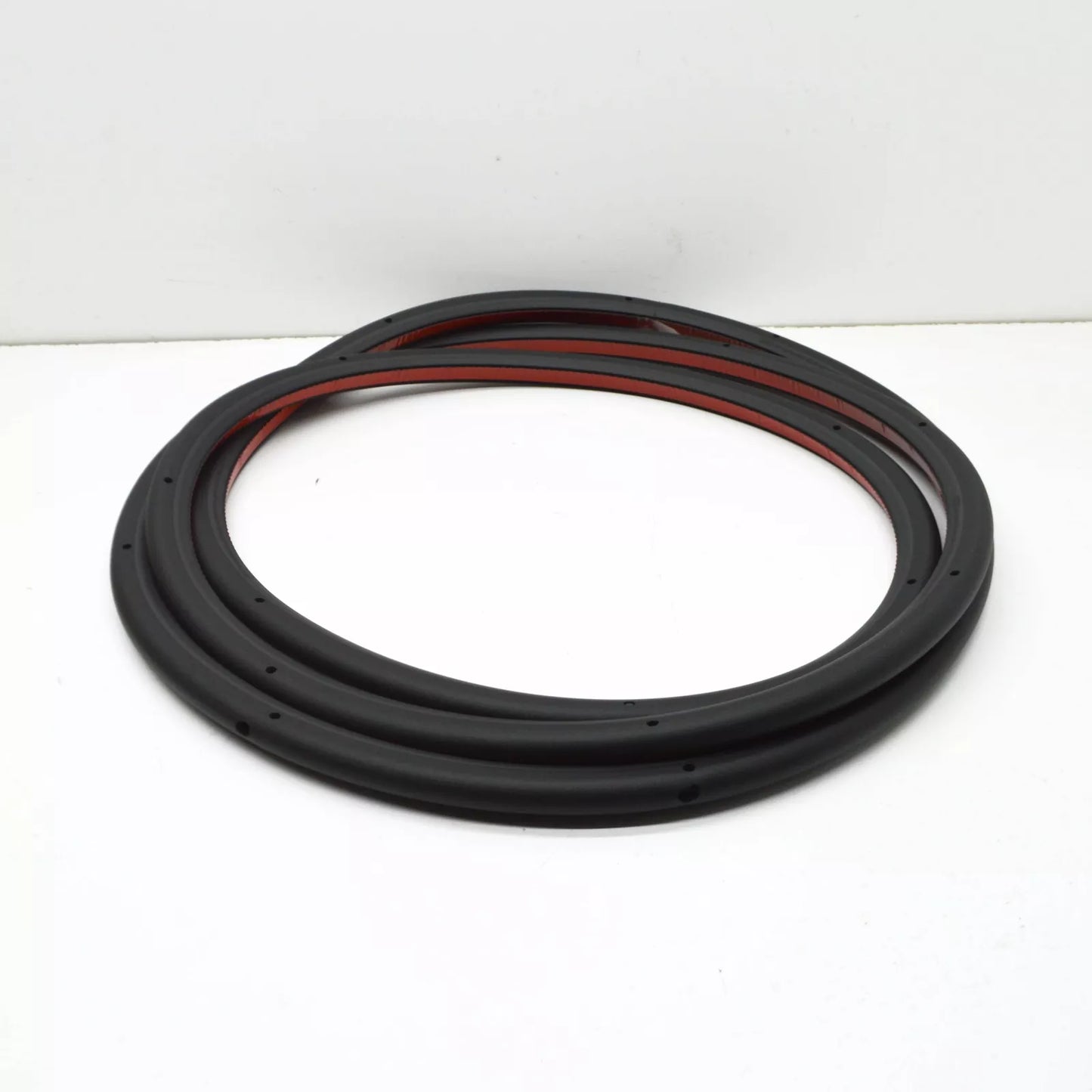 NEW AUDI Q3 8U REAR RIGHT DOOR SEAL RUBBER 8U0839912B