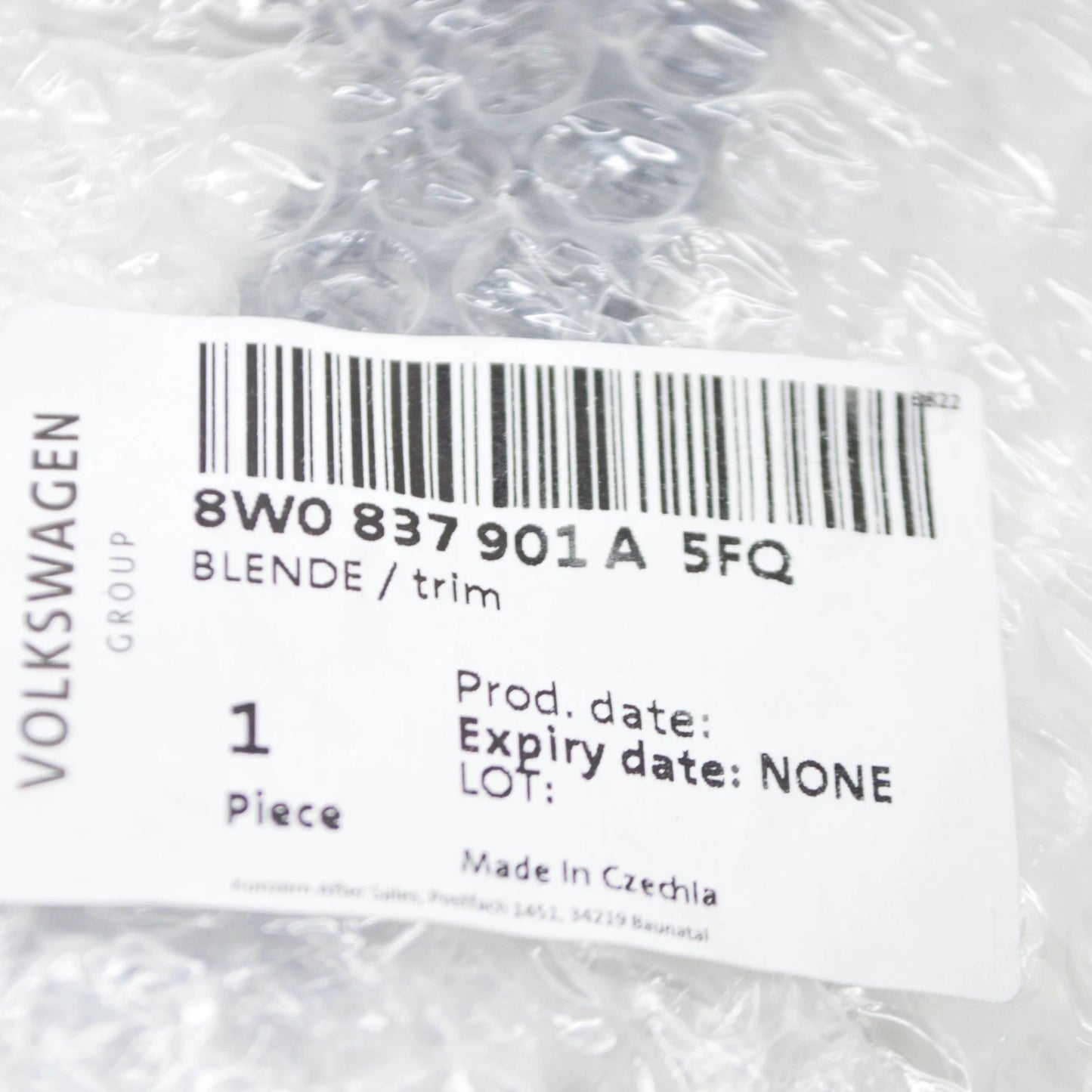 NEW AUDI A4 AVANT B9 LEFT EXTERIOR B PILLAR TRIM 8W0837901A5FQ