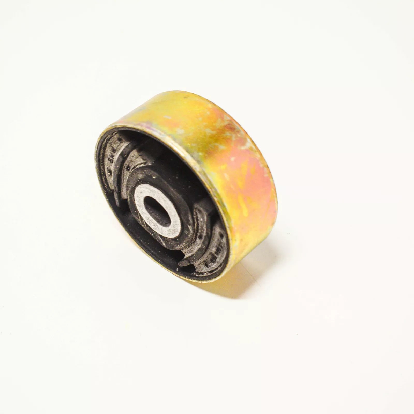 NEW BMW Z3 E36 REAR DIFFERENTIAL BUSHING 33171090950 ORIGINAL