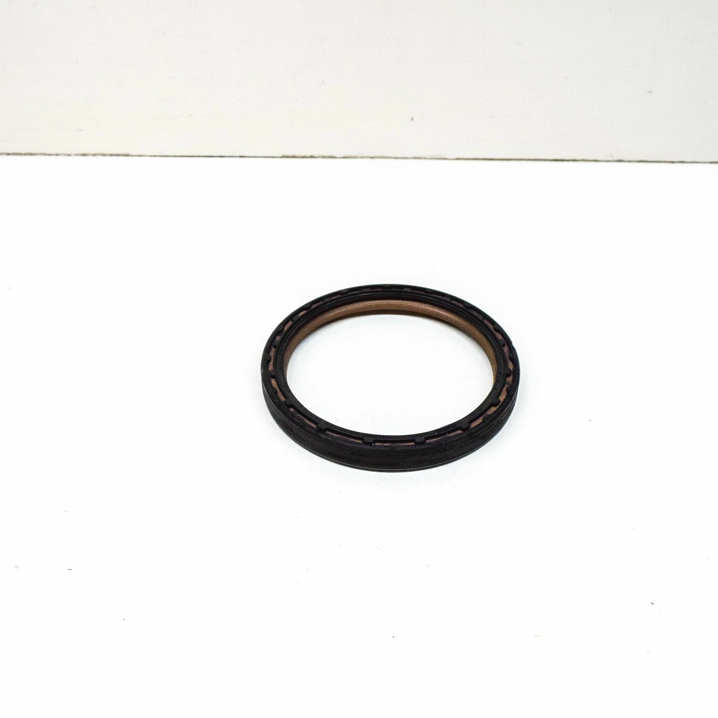 NEW BMW E88 E46 E90 E92 E93 320 E60 REAR MAIN OIL SEAL 11117511396 7511396