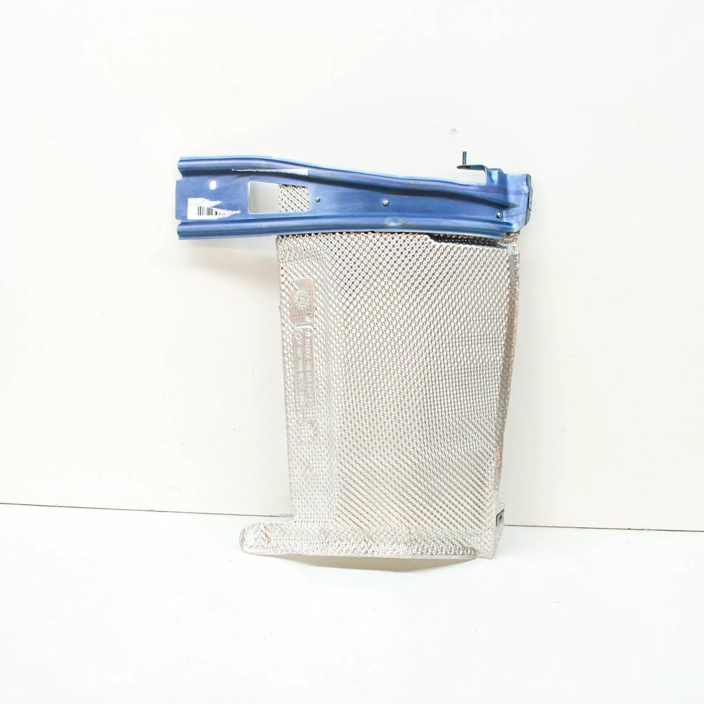 NEW MERCEDES-BENZ C W204 RIGHT MAIN MUFFLER HEAT PROTECTION A2046800222