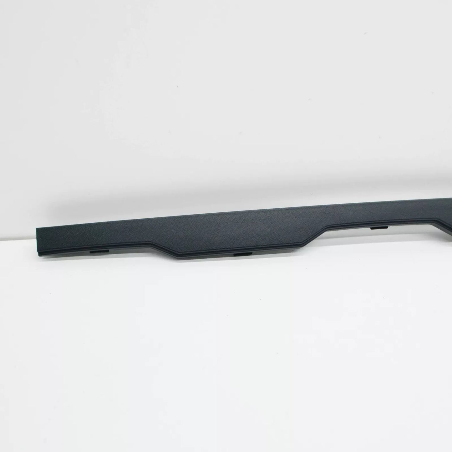 NEW VW AMAROK 2H FRONT CENTER BUMPER SPOILER 2HH8059029B9