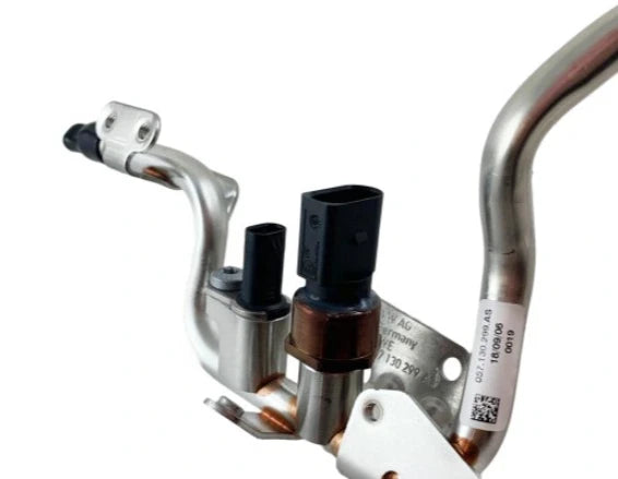 NEW AUDI A8 4N FUEL PIPE TUBE 057130299AT ORIGINAL