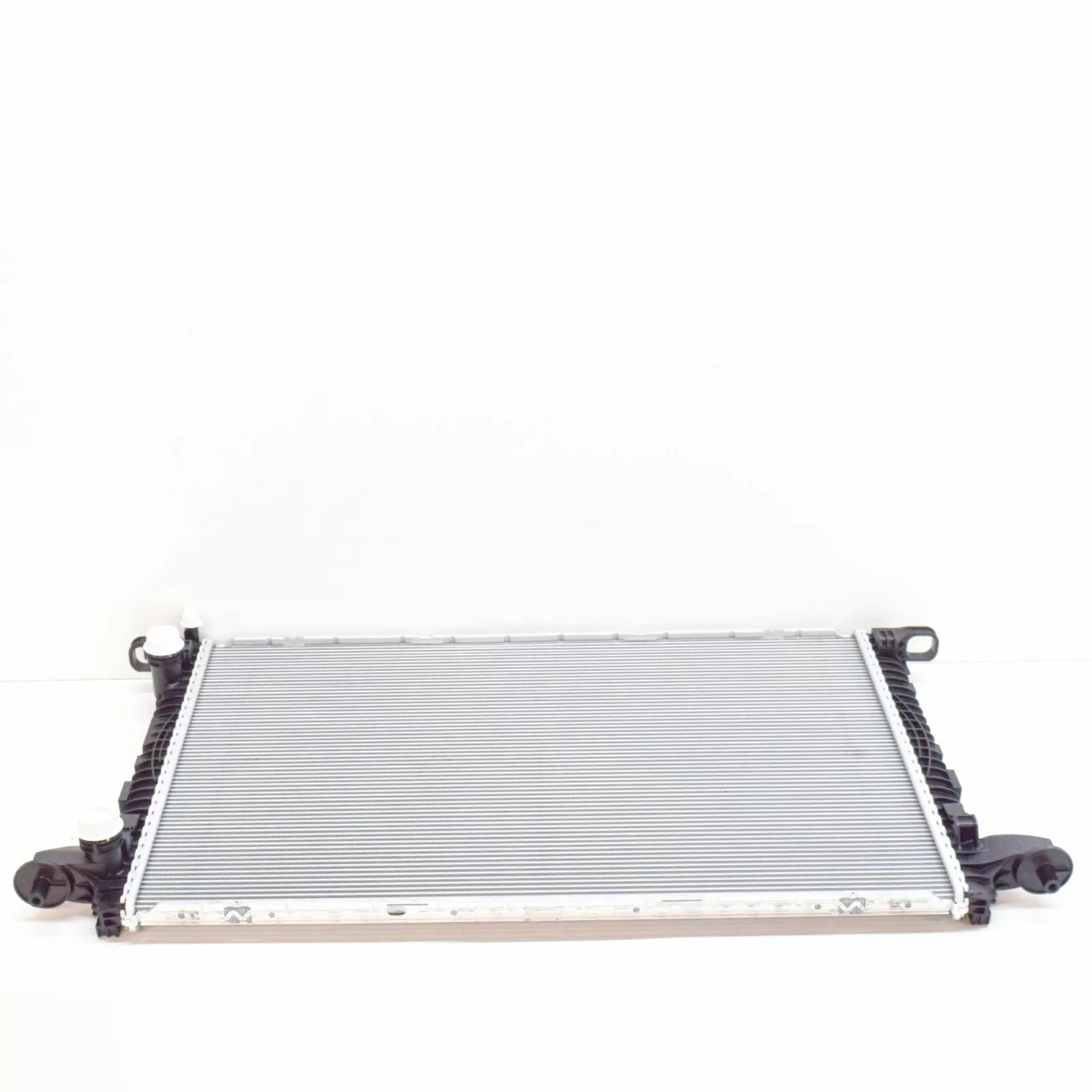 NEW AUDI A4 8W B9 COOLANT RADIATOR 8W0121251K