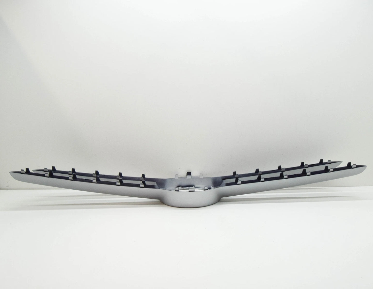 NEW MERCEDES-BENZ B W246 RADIATOR GRILLE ORNAMENTAL MOLDING A2468880073 ORIGINAL