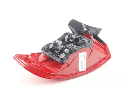 NEW AUDI A3 8P REAR RIGHT OUTER TAILLIGHT 8P4945096F ORIGINAL