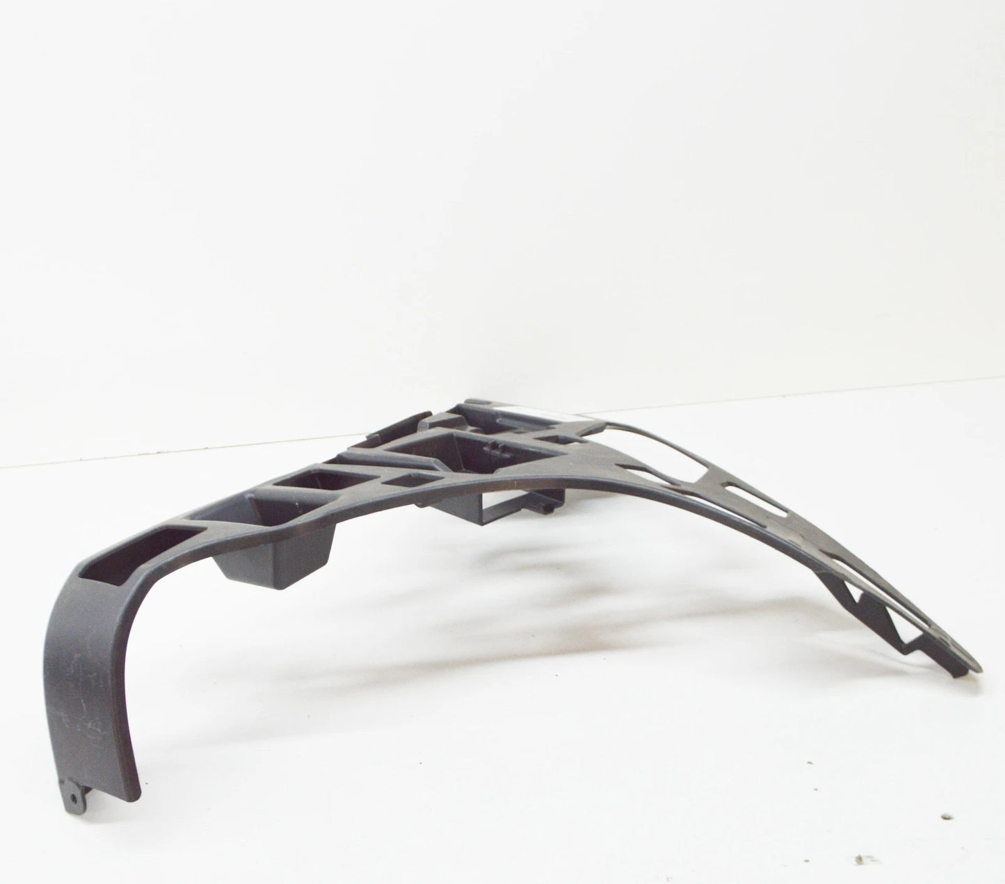 NEW MB S W222 FRONT RIGHT BUMPER OUTSIDE BASIC MOUNTING A2228856900