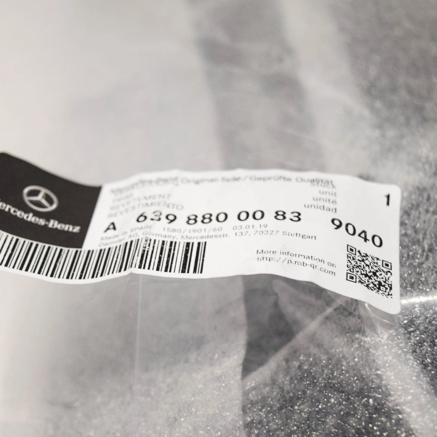 NEW MB VIANO W639 FRONT BUMPER RADIATOR GRILLE A63988000839040 ORIGINAL