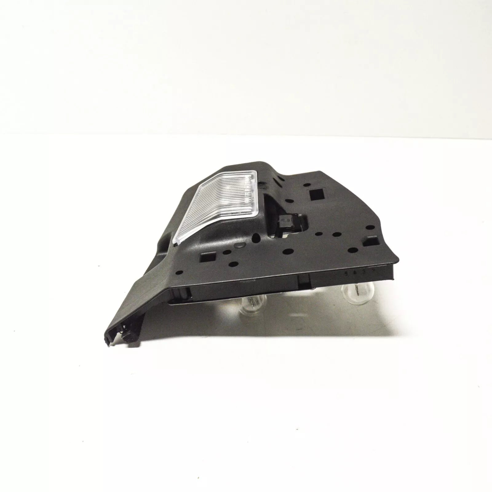 NEW BMW 3 E46 REAR LEFT TAILLIGHT BULB HOLDER 63217165955 7165955 ORIGINAL