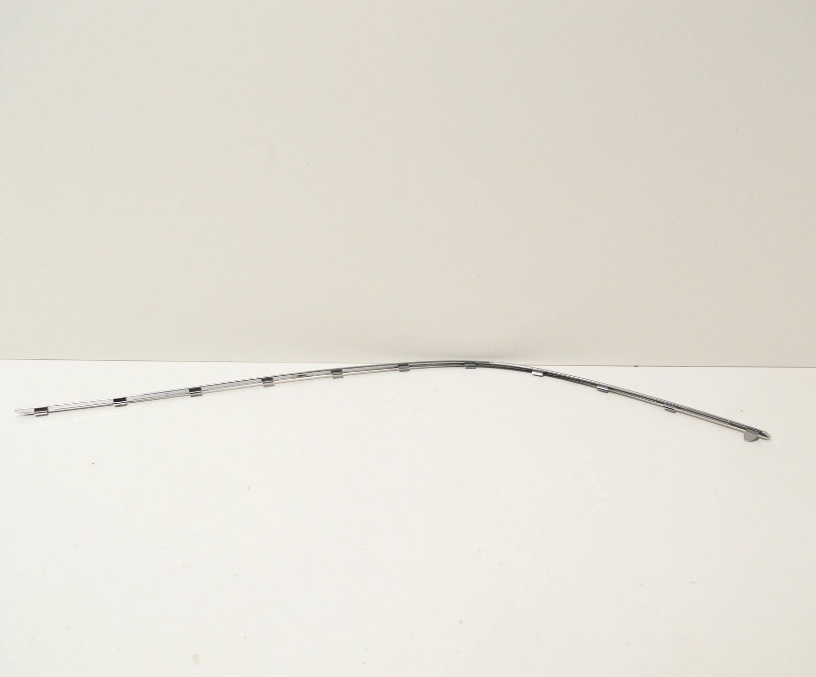 NEW MERCEDES-BENZ C COUPE CL203 REAR BUMPER RIGHT MOLDING A2038859021