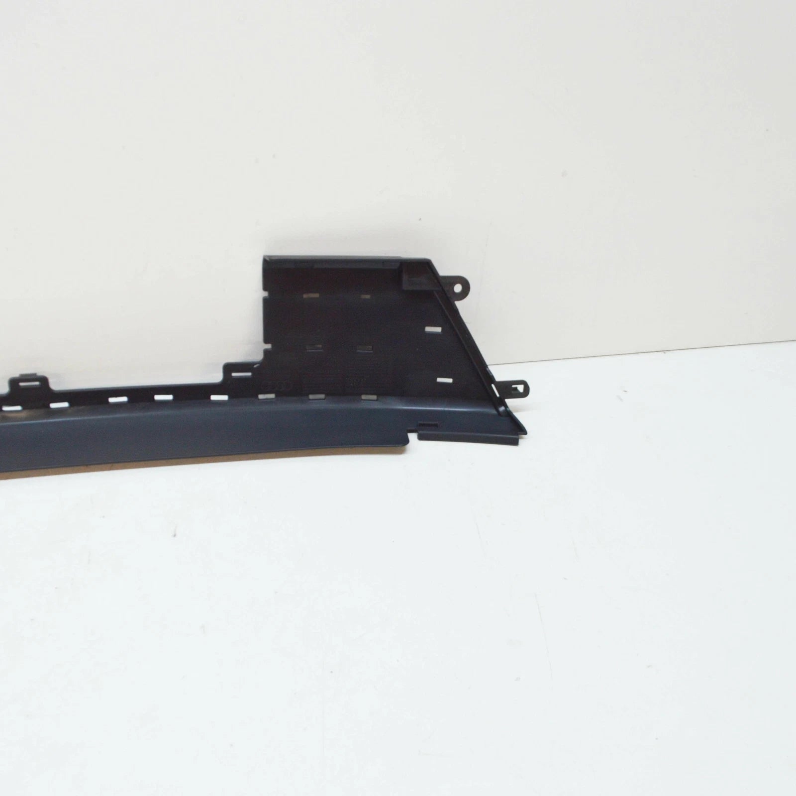 NEW AUDI Q3 F3 RADIATOR GRILLE COVER 83F8532229B9