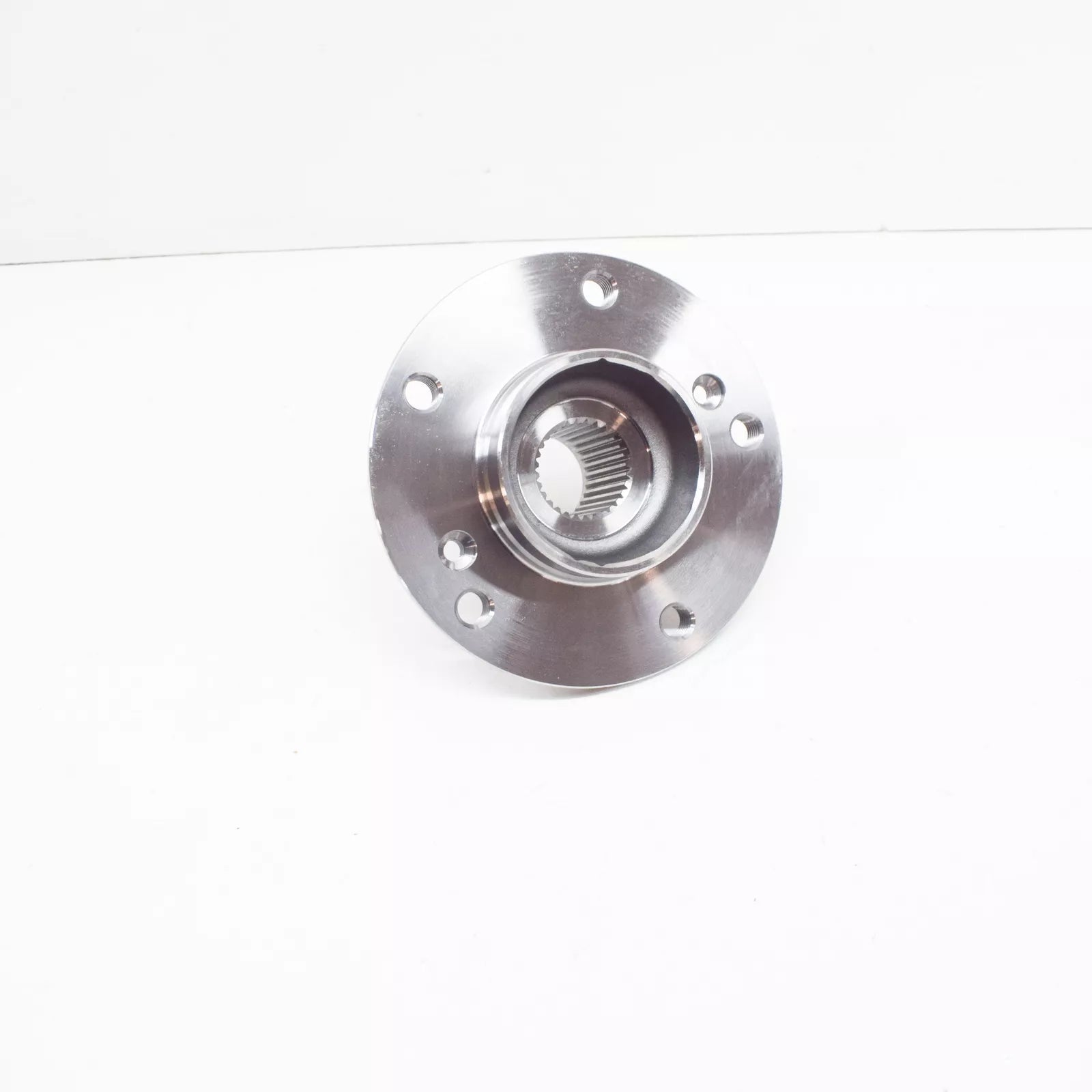 NEW BMW 3 E46 REAR WHEEL HUB 33412229120 2229120 ORIGINAL