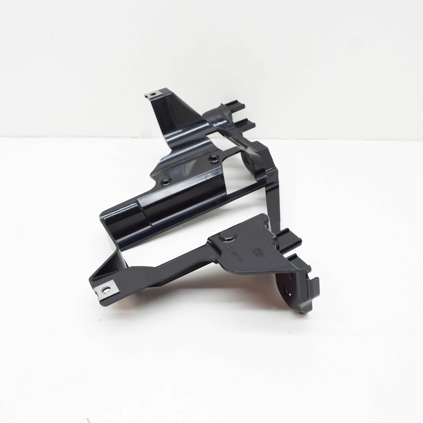 NEW BMW X5 E53 FRONT RIGHT HEADLIGHT BRACKET 63126927798 ORIGINAL