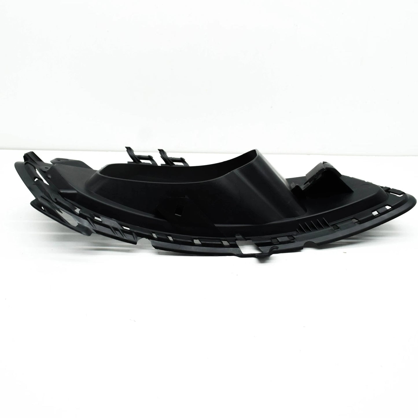 NEW MERCEDES-BENZ CLA C117 FRONT RIGHT BUMPER AIR DUCTING A1178850063 ORIGINAL