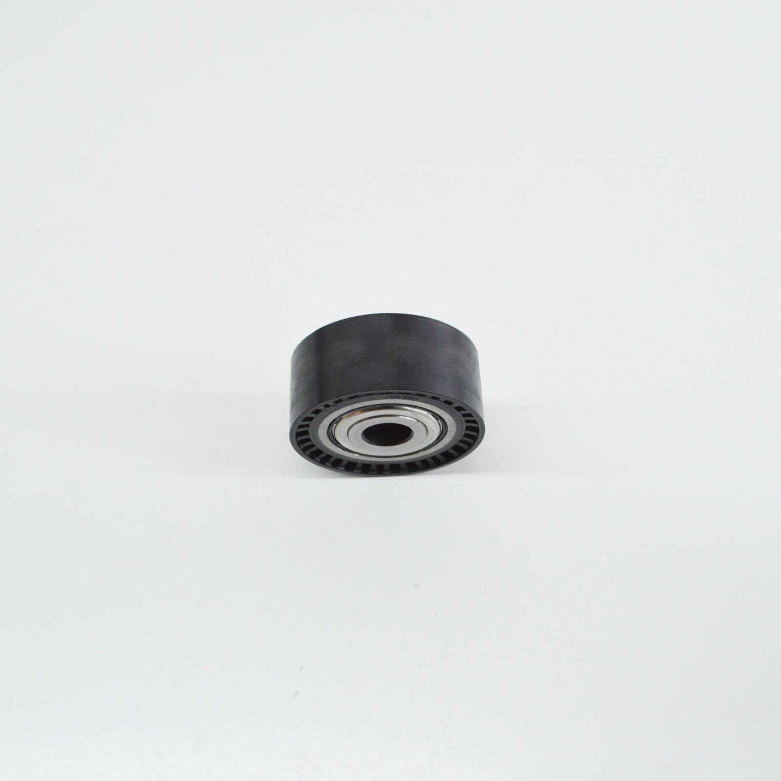 NEW MERCEDES-BENZ CLS C257 DRIVE BELT GUIDE PULLEY A2642060000 ORIGINAL