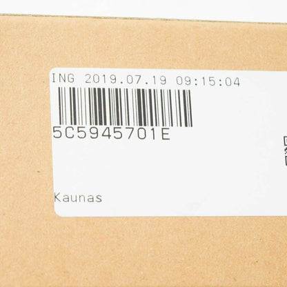 NEW VW BEETLE CABRIO A5 REAR BUMPER LEFT SIDE REFLECTOR 5C5945701E ORIGINAL