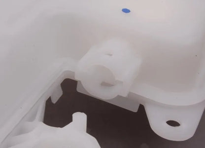 NEW BMW 1 E82 WINDSHIELD WASHER FLUID RESERVOIR 61677238668 7238668 ORIGINAL