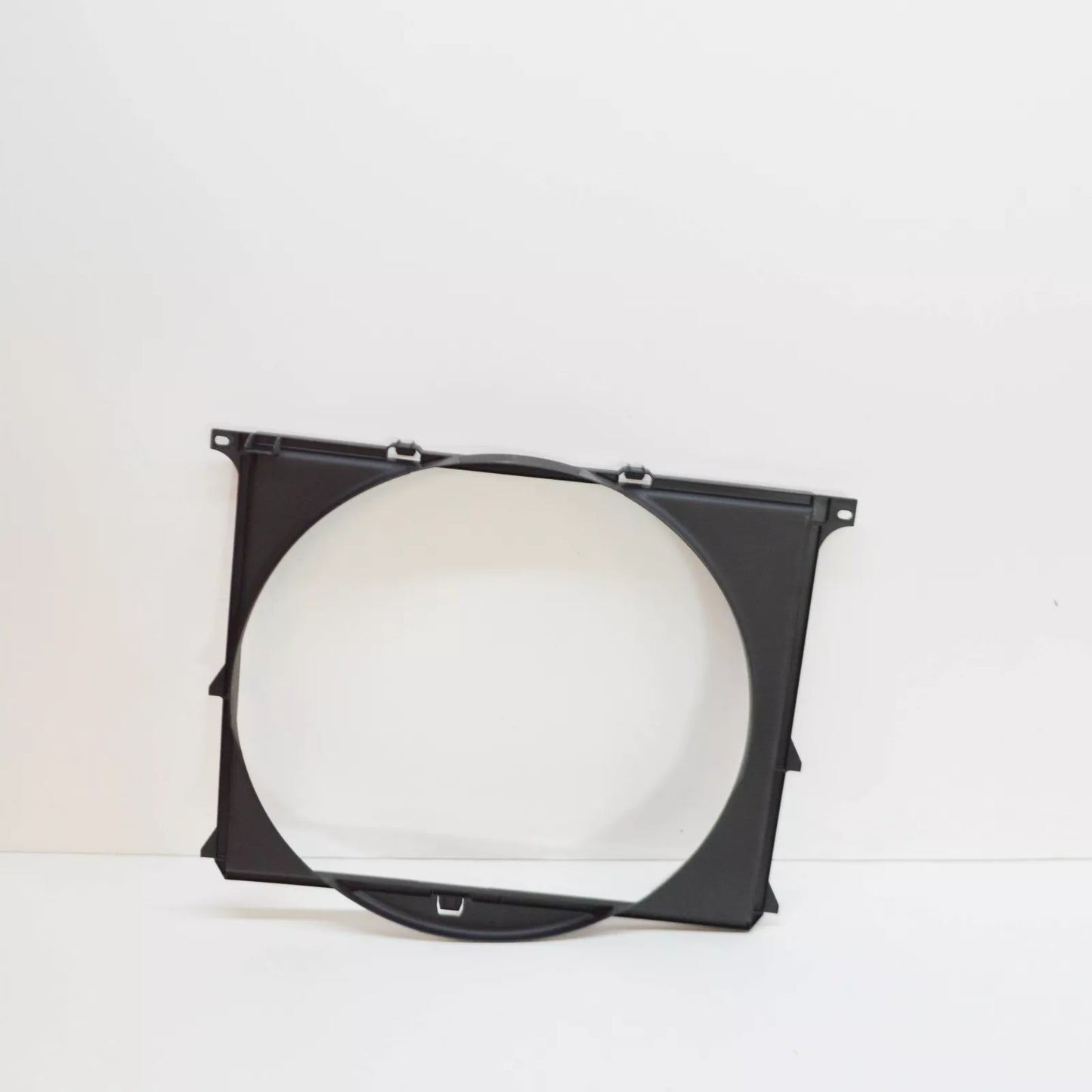 NEW BMW 5 E34 RADIATOR FAN SHROUD 545MM 17111723657 1723657 ORIGINAL