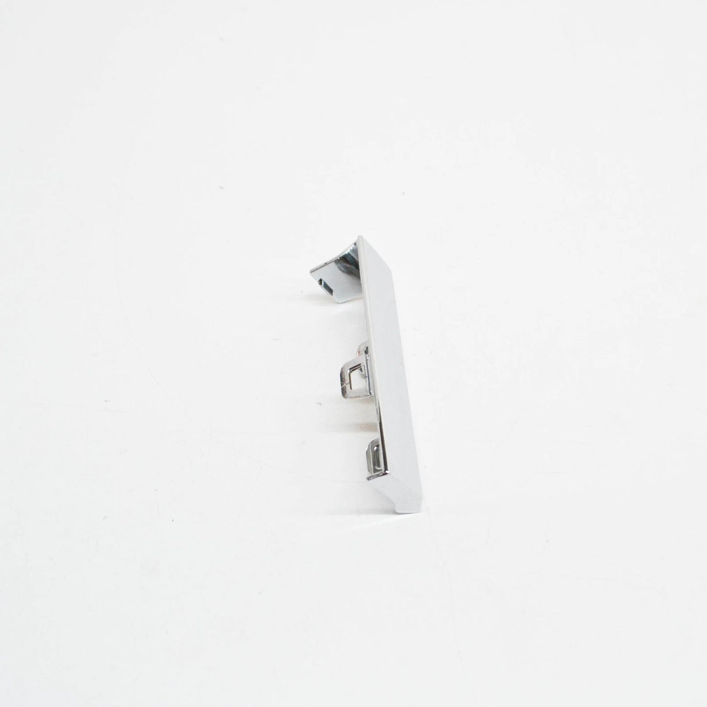 NEW VW PASSAT B8 FRONT RIGHT SIDE MEMBER TRIM COVER 3G0853996D3Q7