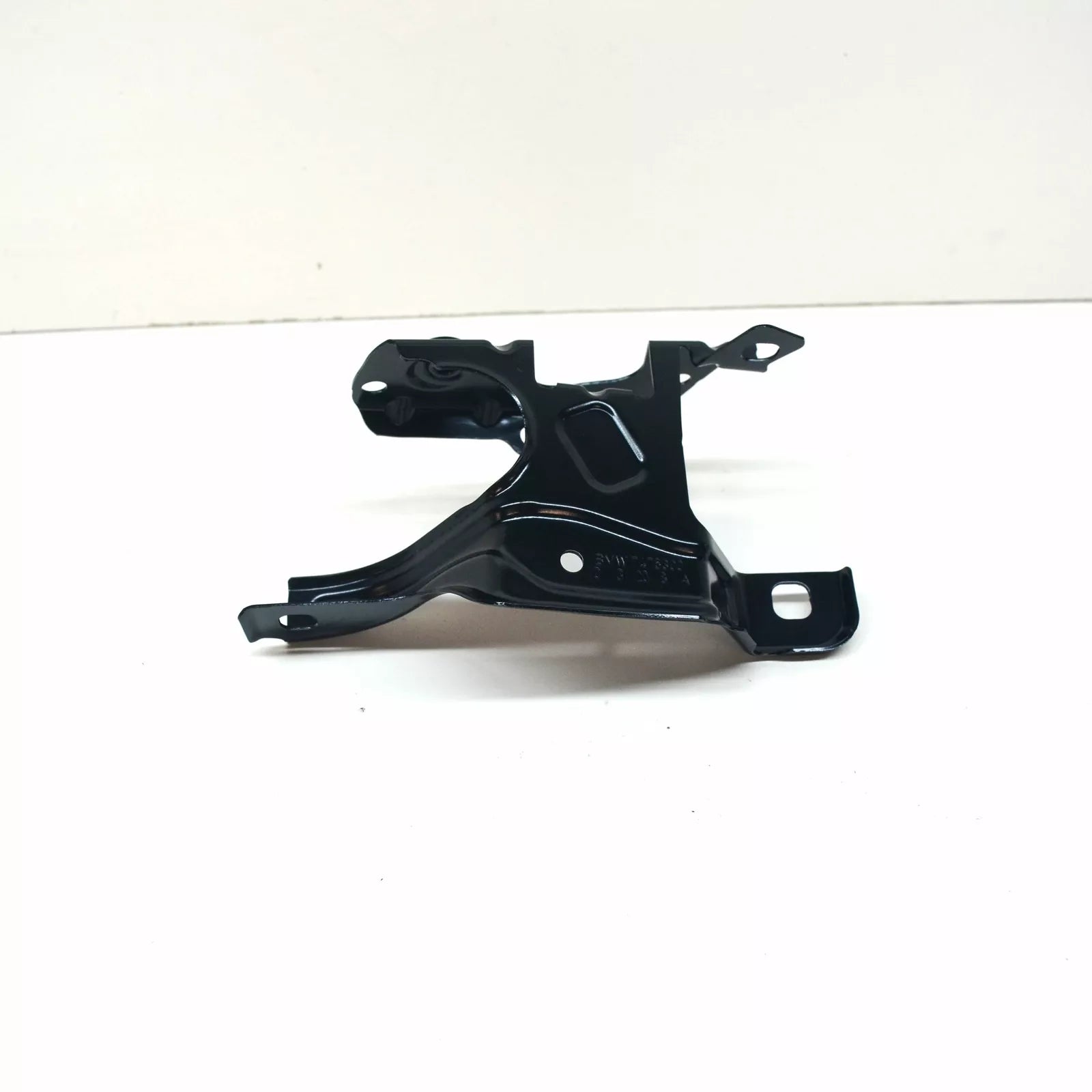 NEW BMW 7 G11 G12 FRONT RIGHT FENDER HOLDER 7475310 41357475310 ORIGINAL