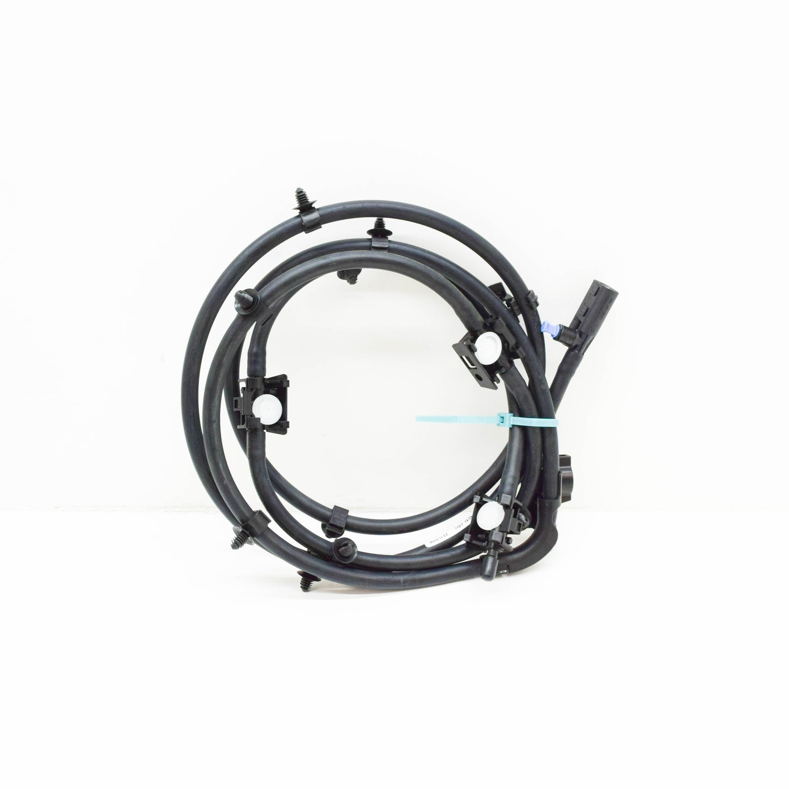 NEW MERCEDES-BENZ A W177 WINDSHIELD WASHER HOSE WITH NOZZLE A1778600200 ORIGINAL