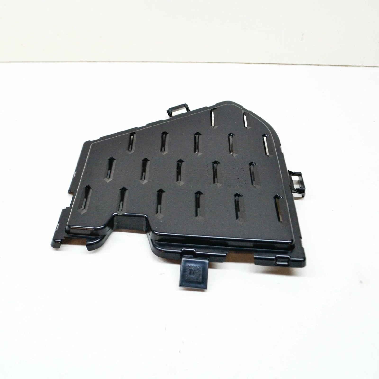 NEW BMW X6 G06 M FRONT BUMPER LEFT GRILLE COVER 51118092291 ORIGINAL