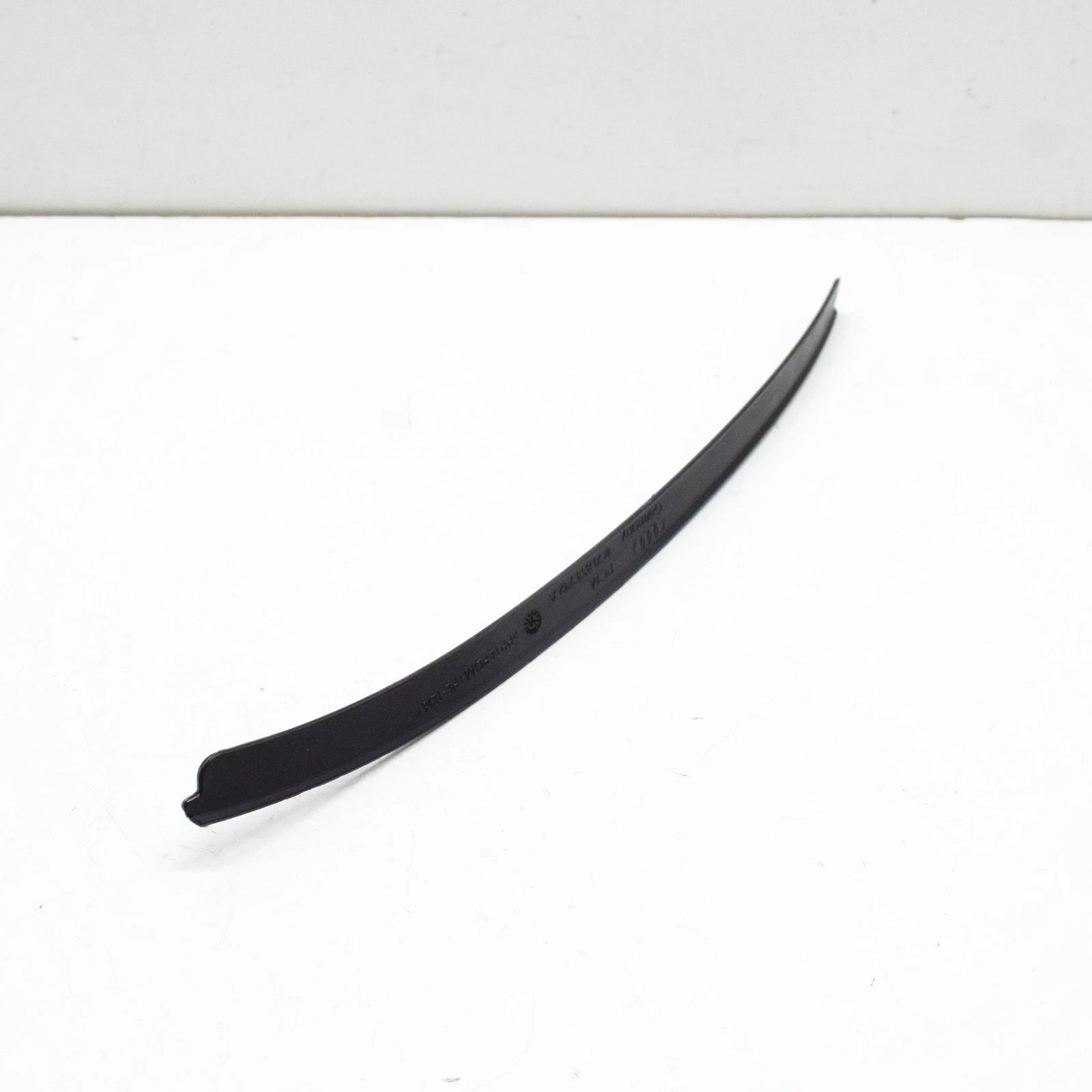 NEW AUDI A6 AVANT C7 FRONT RIGHT STONE CHIP GUARD 4G0853932A ORIGINAL