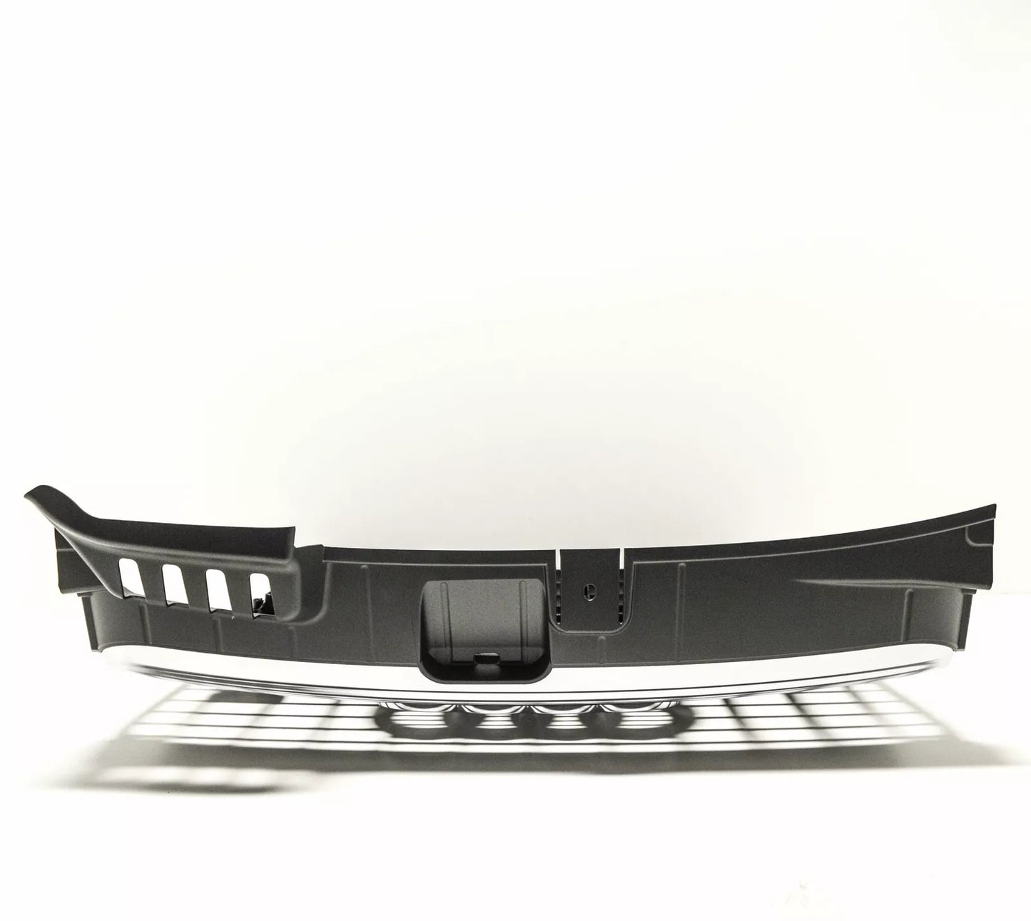 NEW AUDI A4 AVANT B7 S-LINE FRONT RADIATOR GRILL GREY 8E0853651M1QP 2008