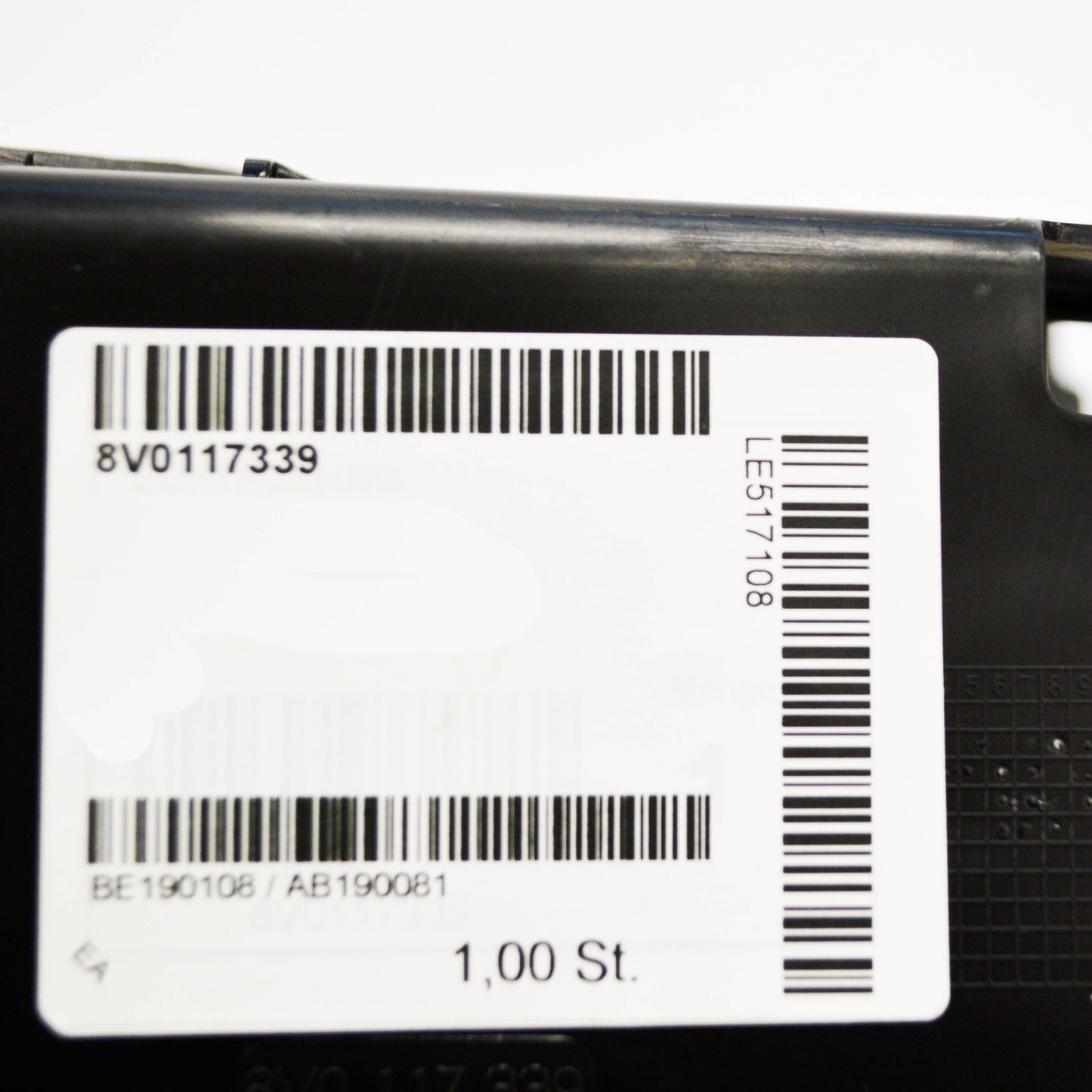 NEW AUDI A3 S3 8V AIR DUCT 8V0117339 ORIGINAL