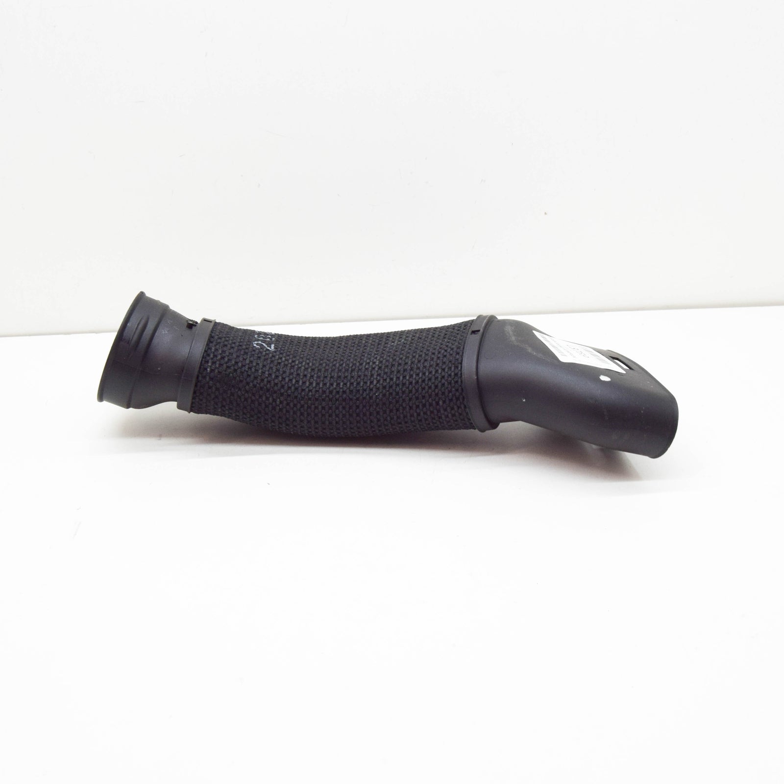 NEW MERCEDES-BENZ CLS C219 RIGHT AIR INTAKE HOSE A2720900082 2008 ORIGINAL