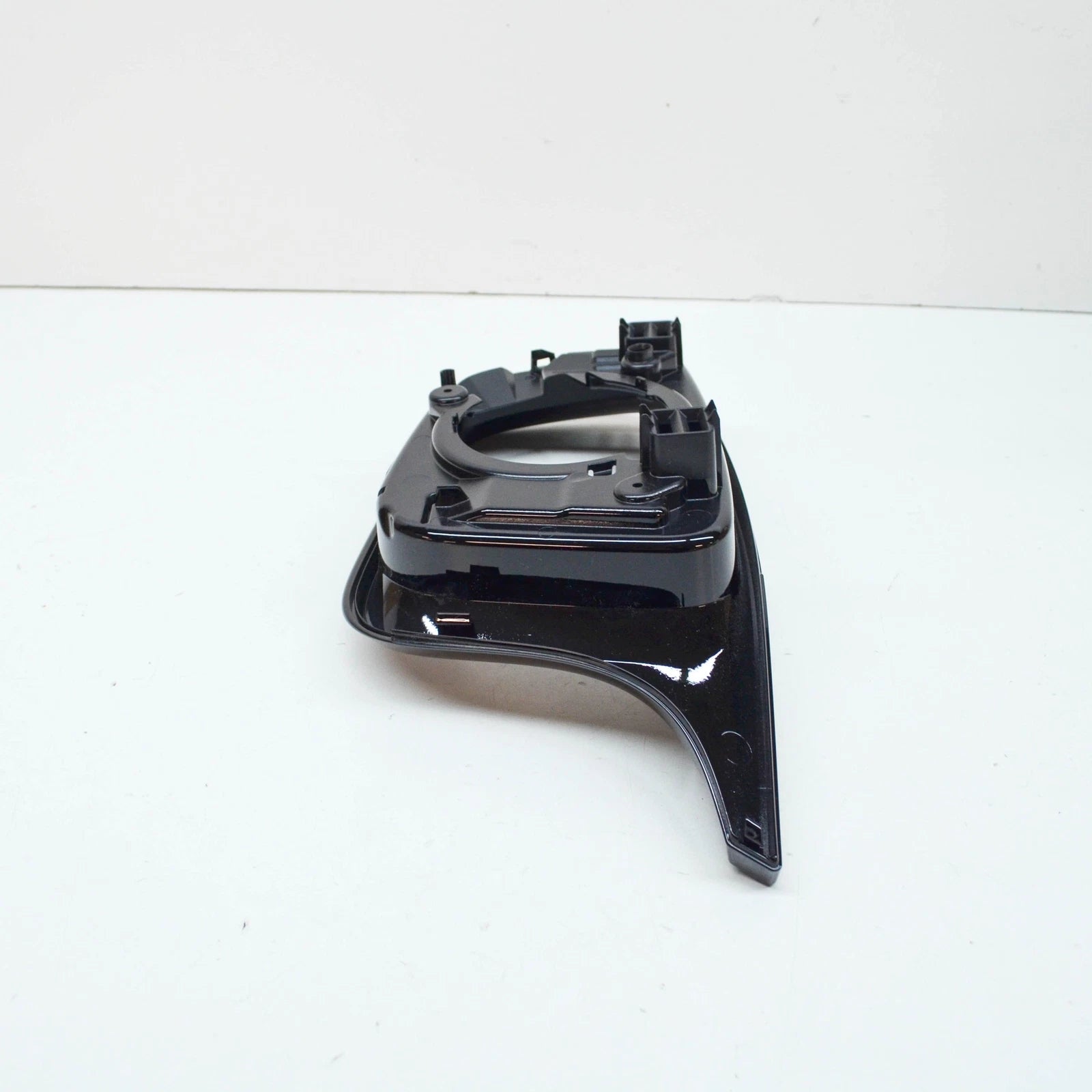 NEW BMW 5 F90 M5 FRONT RIGHT WING MIRROR SUPPORTING BRACKET 51168064656 ORIGINAL