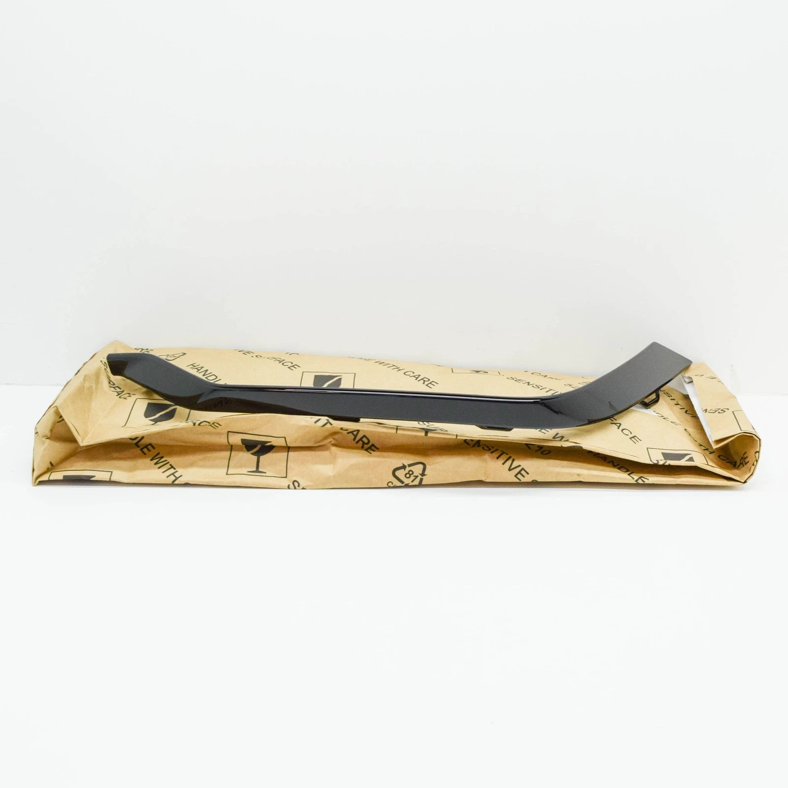 NEW AUDI A5 F5 REAR LEFT BUMPER TRIM BLACK-GLOSSY 8W6853555 T94 8W6853555T94