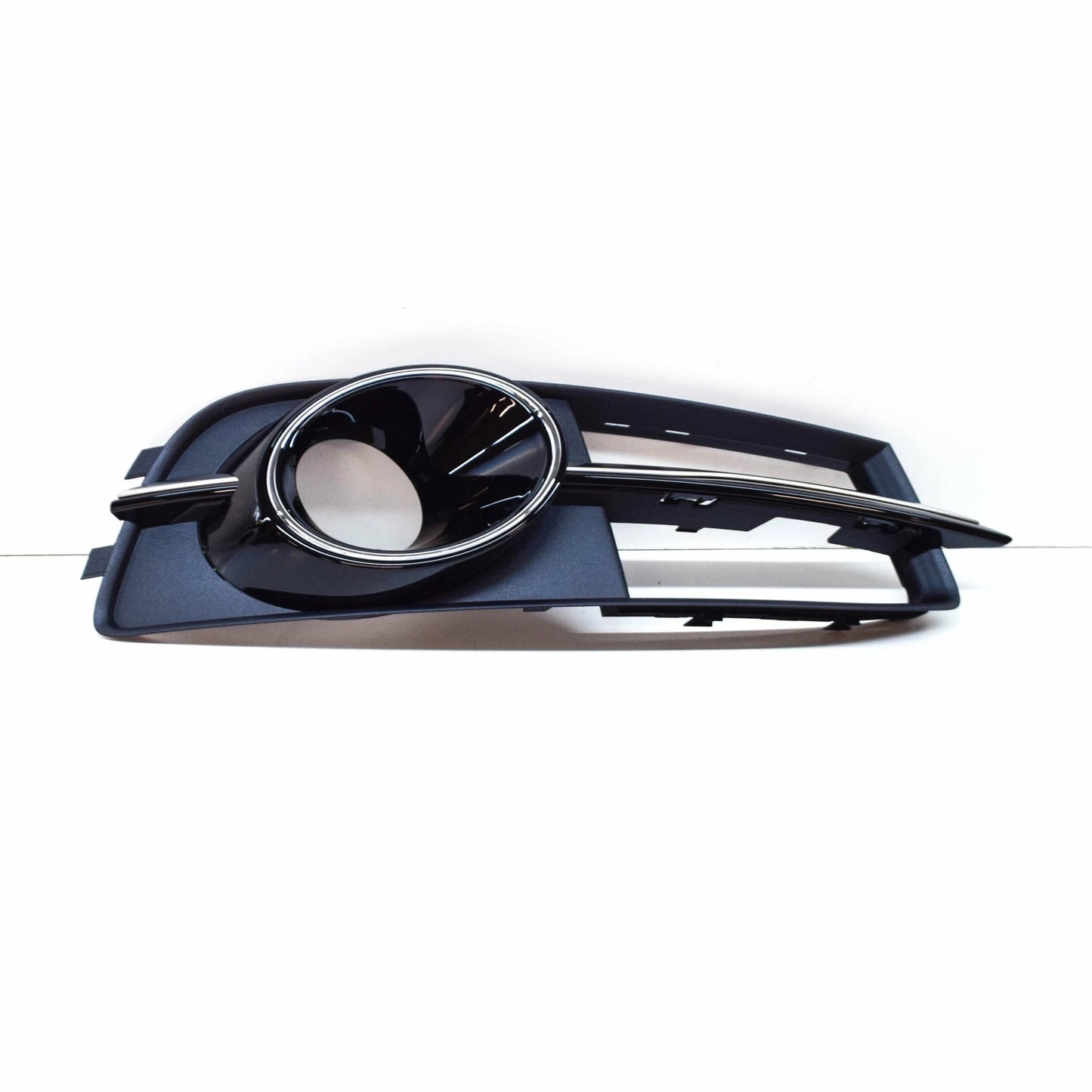 NEW AUDI A6 C7 FRONT BUMPER RIGHT GRILLE 4G0807682Q9B9 4G0807682Q 9B9