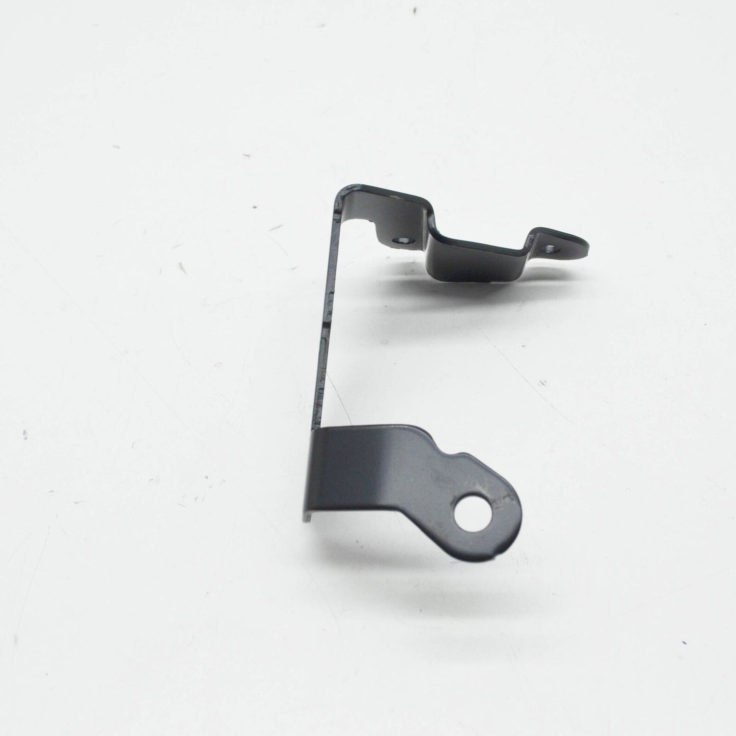 NEW AUDI A4 B8 RIGHT LOW TONE FANFARE SPRING SHACKLE 8K0951230A ORIGINAL