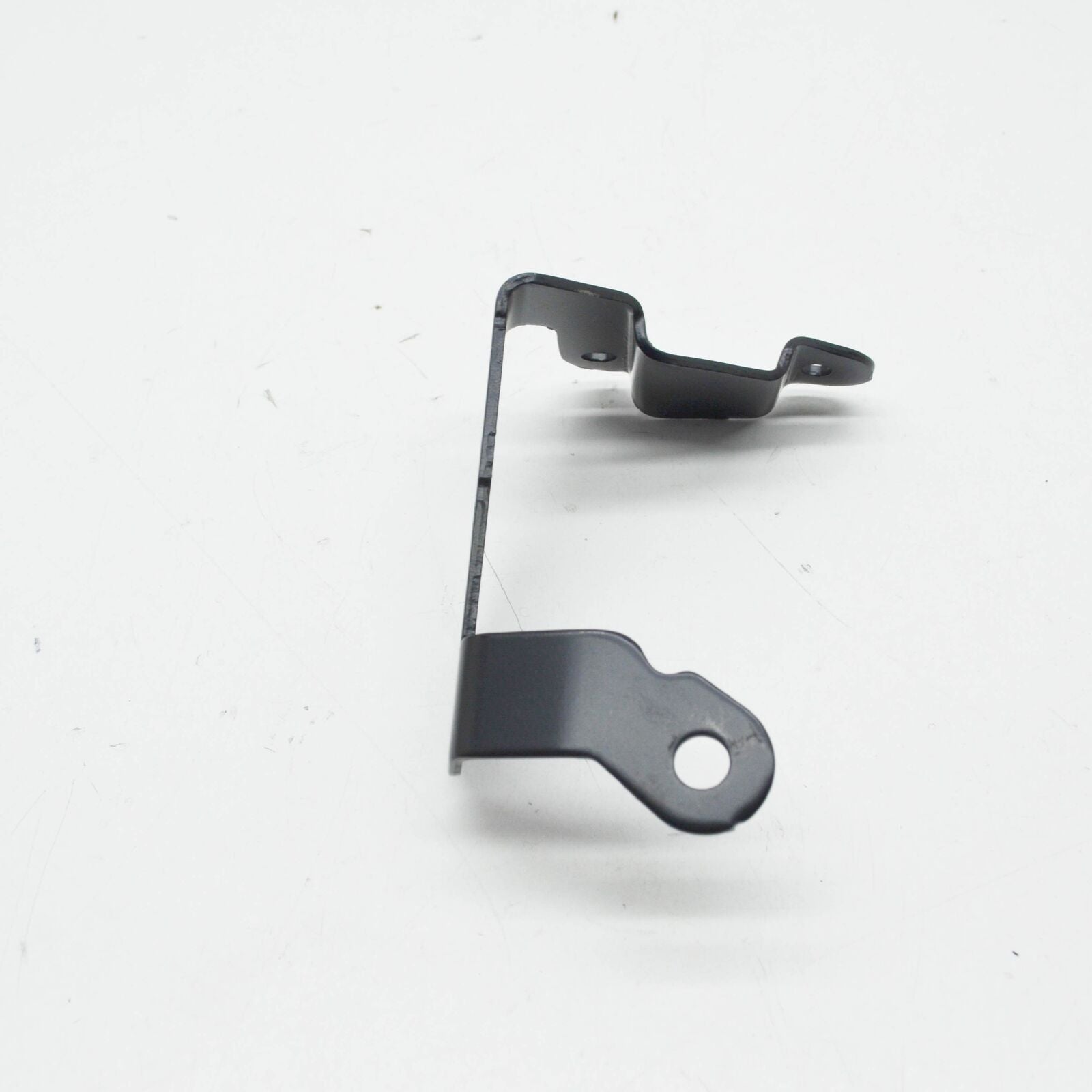 NEW AUDI A4 B8 RIGHT LOW TONE FANFARE SPRING SHACKLE 8K0951230A ORIGINAL