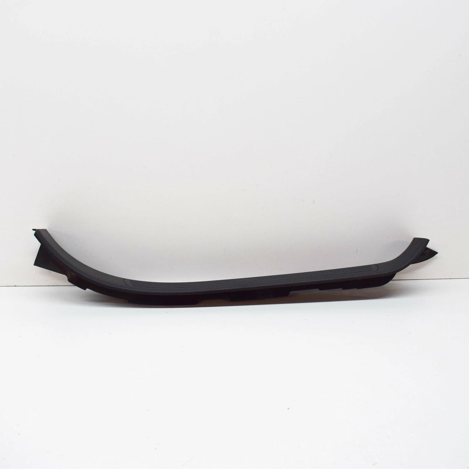 NEW MB GLS X166 REAR RIGHT INSIDE SILL SCUFF PLATE TRIM A16668004049051