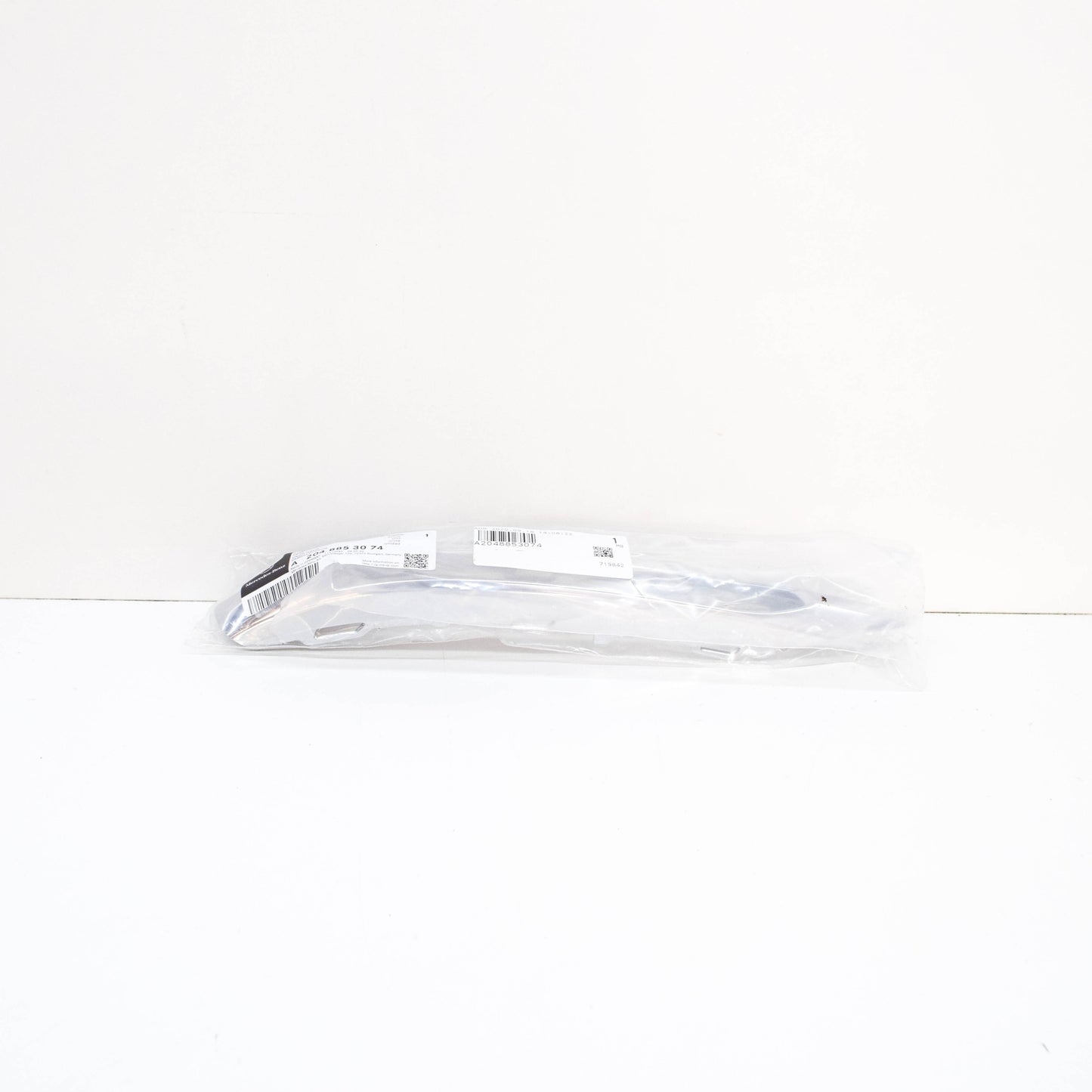 NEW MERCEDES-BENZ C-CLASS W204 FRONT RIGHT LIGHT DRL TRIM A2048853074 ORIGINAL