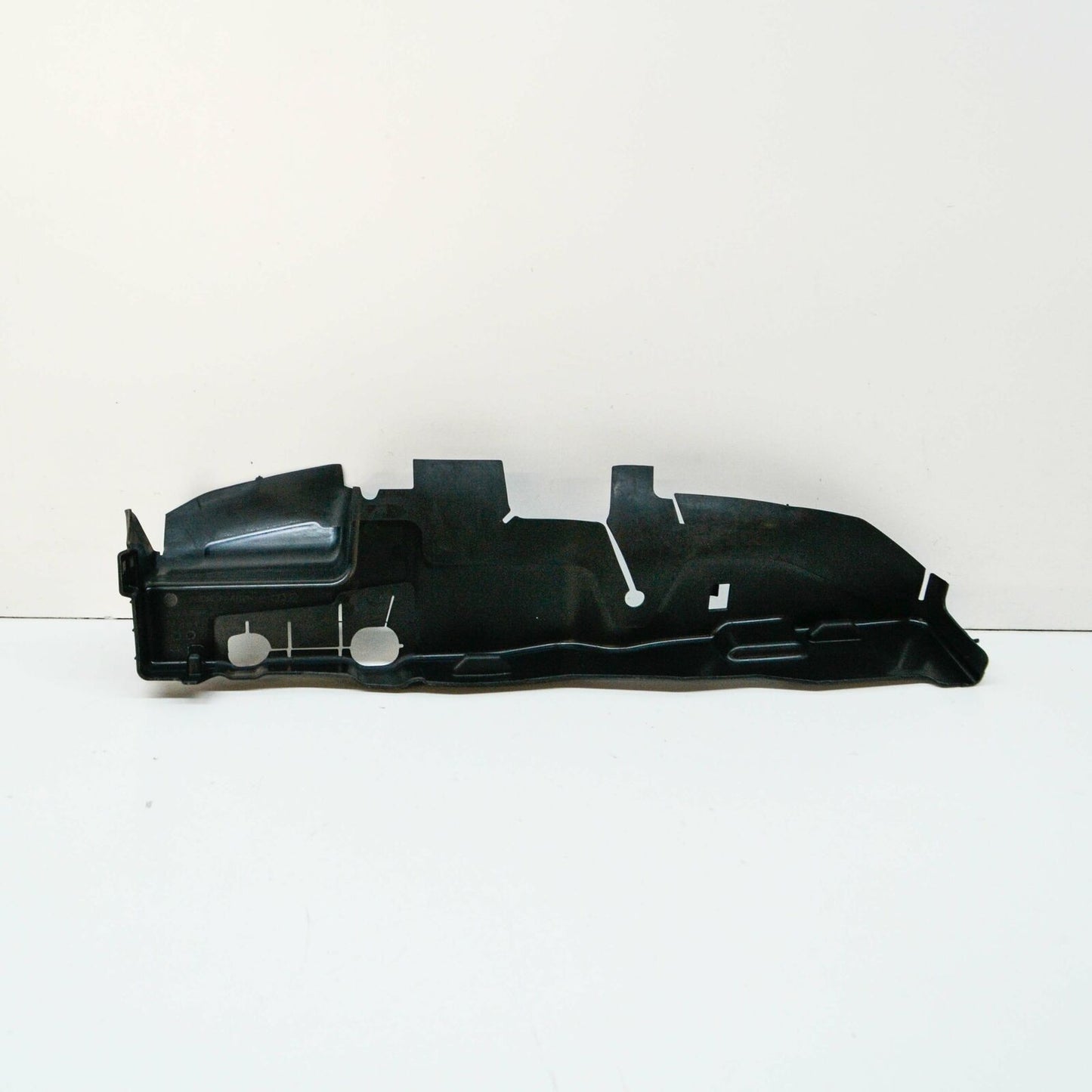 NEW AUDI Q3 F3 FRONT RIGHT RADIATOR SUPPORT BAFFLE 83A121284F ORIGINAL