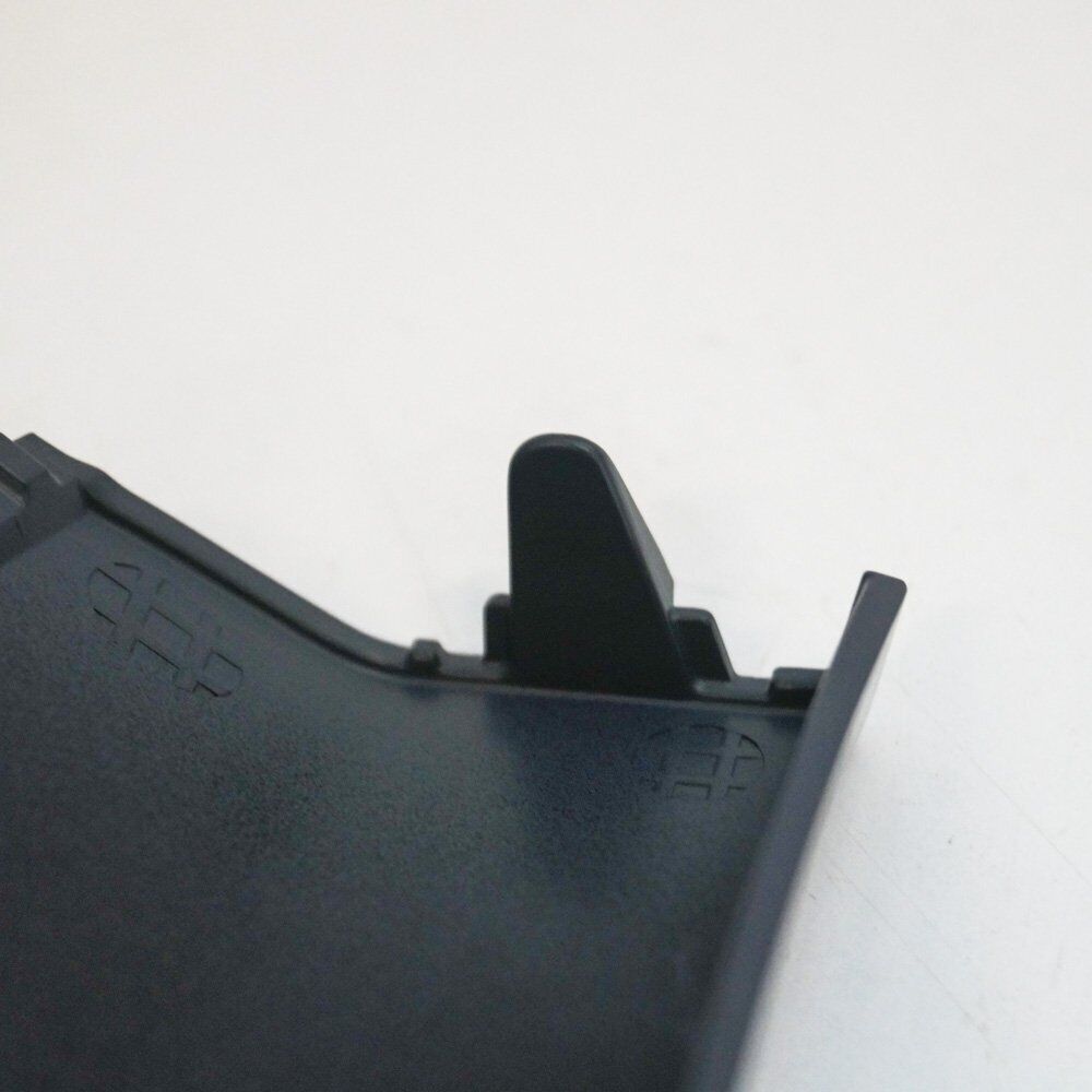 NEW MERCEDES BENZ C CLASS W205 PLASTIC TRIM COVER A20588565029999 ORIGINAL