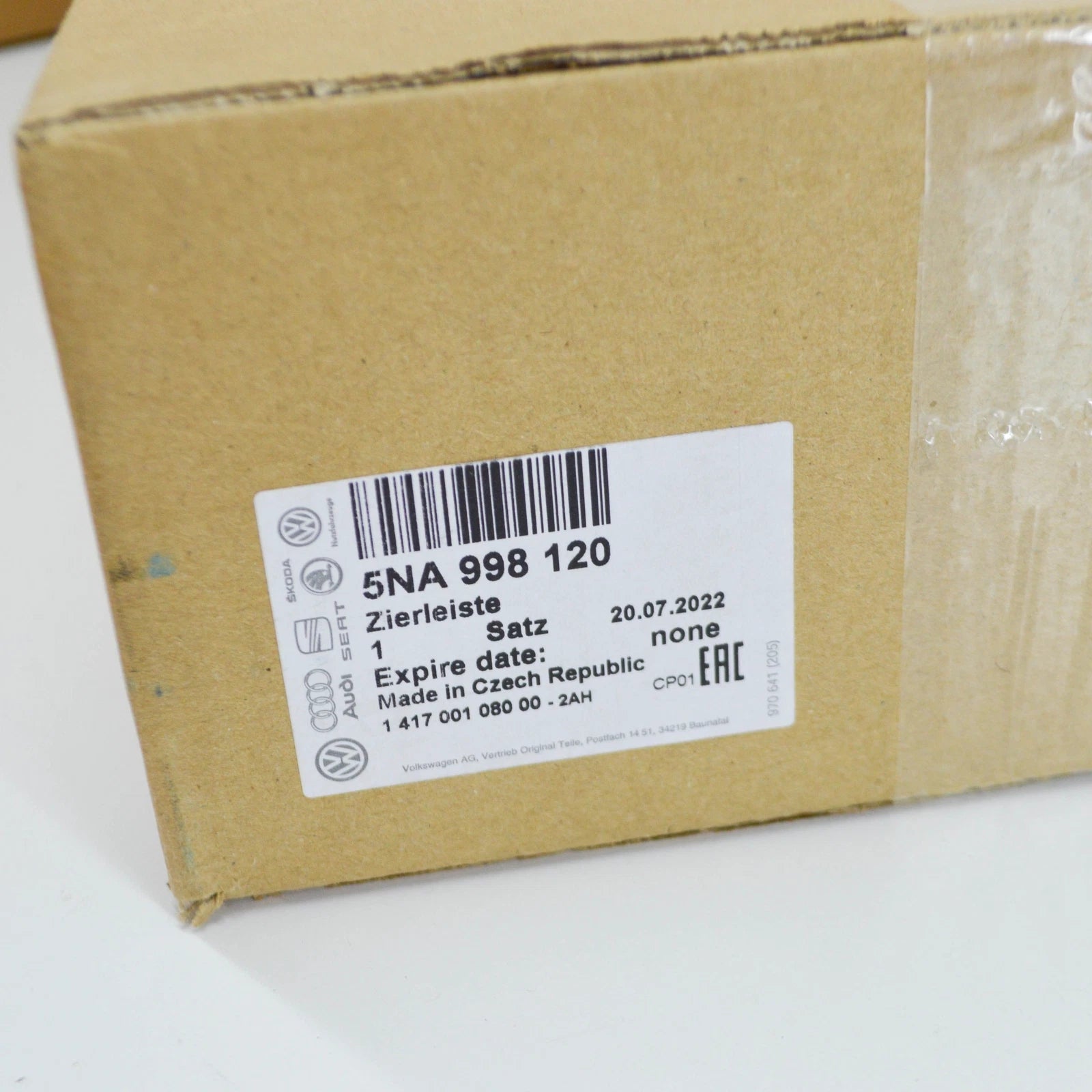 NEW VW TIGUAN AD MK2 FRONT RIGHT HEADLAMP UPPER COVER PANEL 5NA998120 ORIGINAL